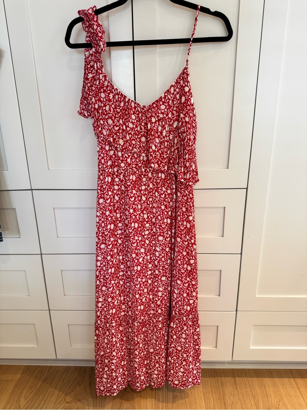 Club Monaco Red Floral One-Shoulder Maxi Dress